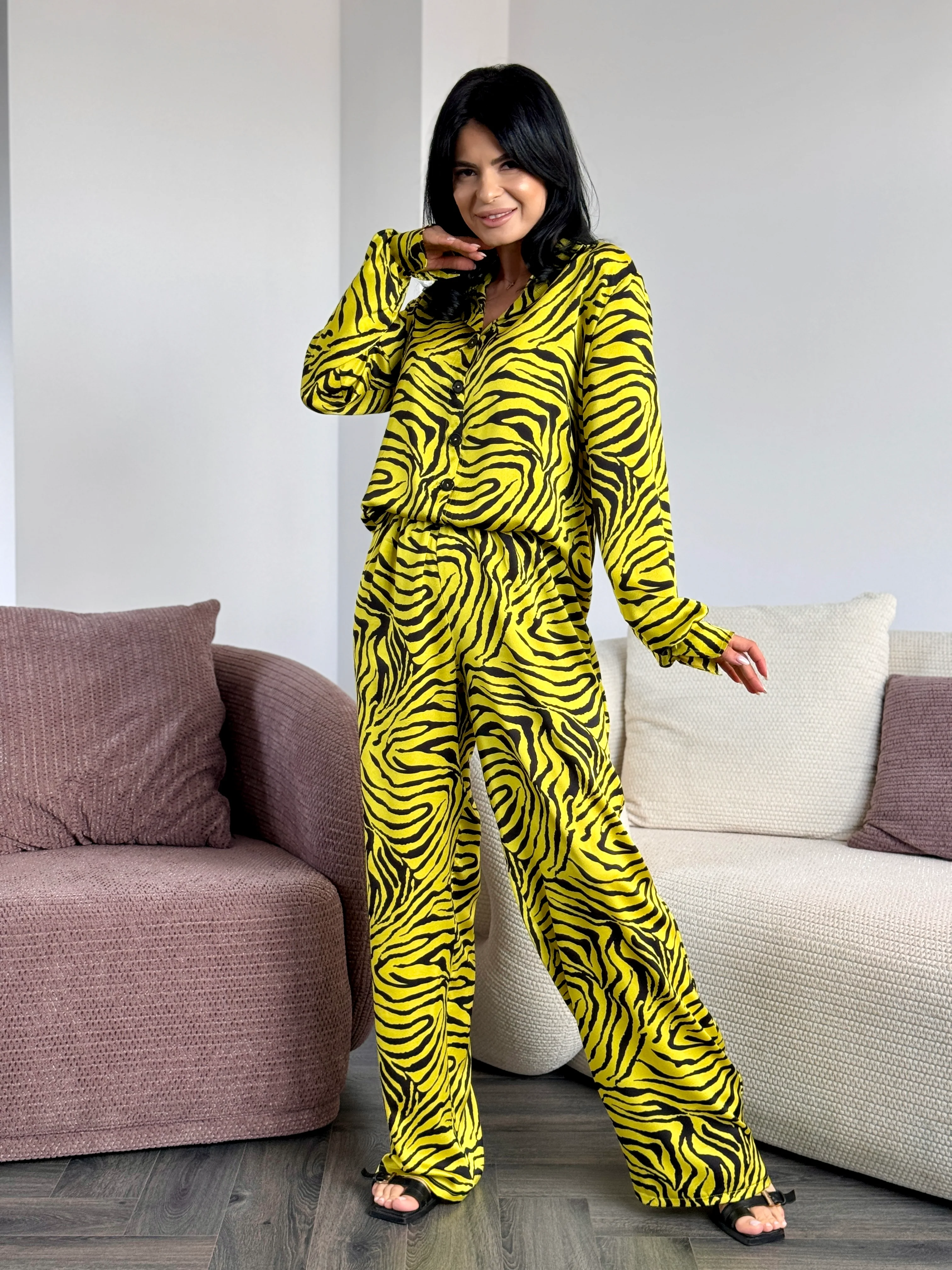 Costum Milla - Yellow - Image 5